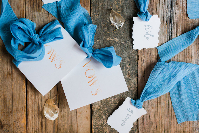 how-to-renew-your-wedding-vows-checklist-beautiful-ideas