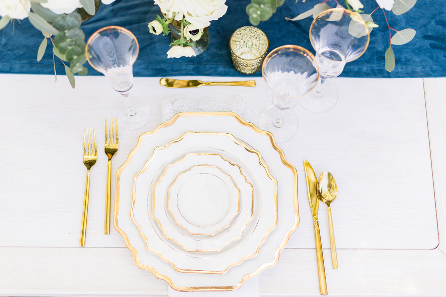 Dusty Blue and Gold Wedding Ideas 