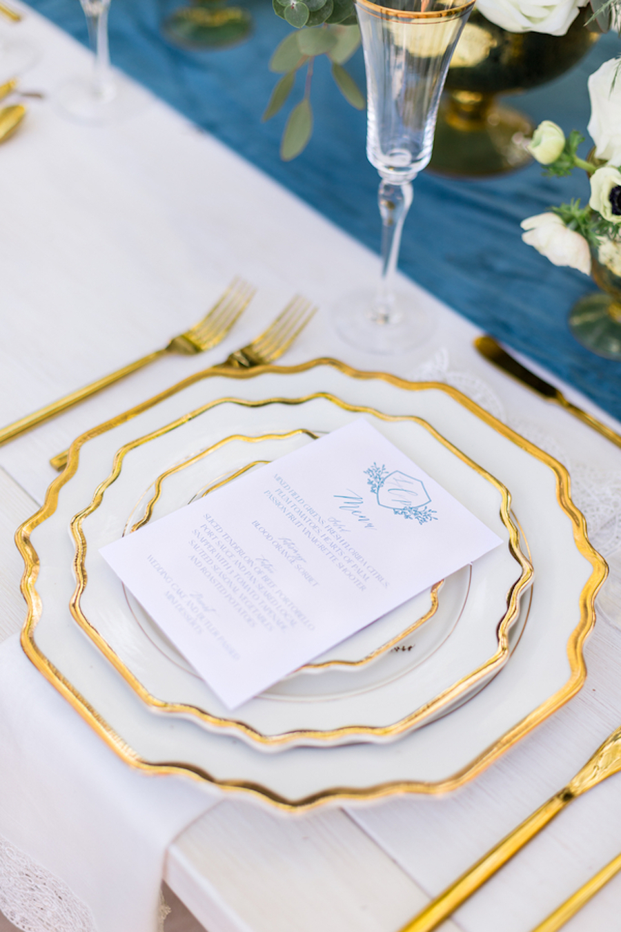 Dusty Blue and Gold Wedding Ideas 