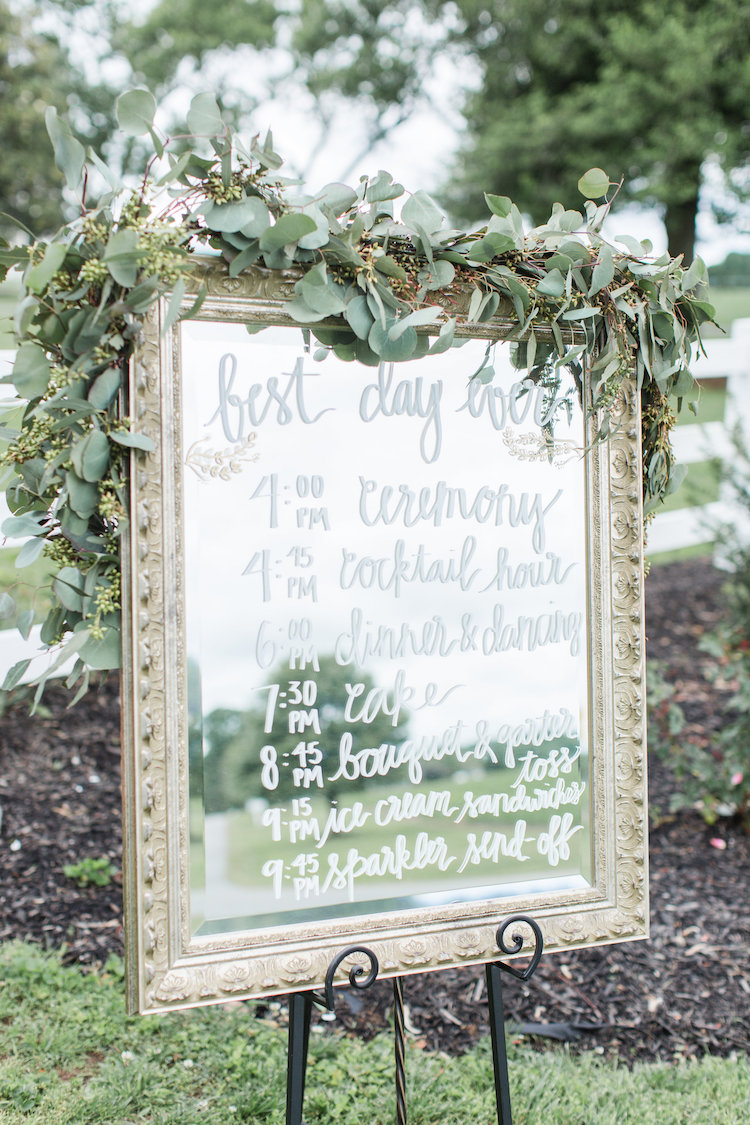 Pretty Greenery and Succulent Wedding Ideas