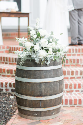 Pretty Greenery and Succulent Wedding Ideas