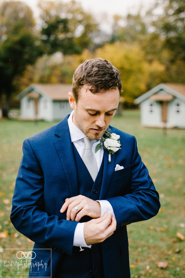 Elegantly Rustic Fall Barn Wedding In Ohio