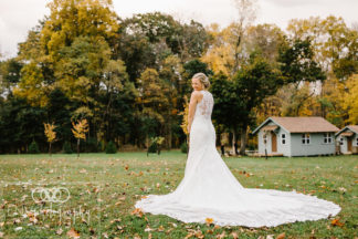 Elegantly Rustic Fall Barn Wedding in Ohio