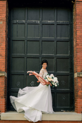 Romantic Mid Century Modern Cleveland Wedding Inspiration