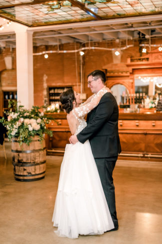 Romantic Mid Century Modern Cleveland Wedding Inspiration