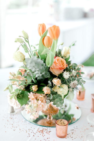 Coral, Peach & Mint Centerpiece – Intrigue Teaches