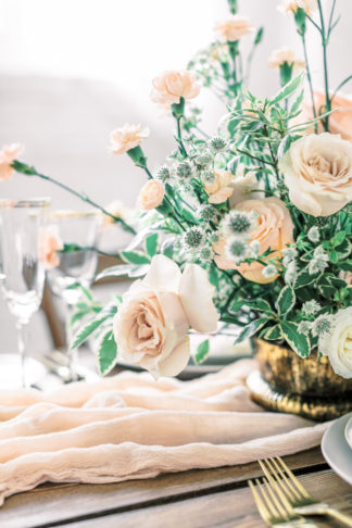 Living Coral, Blush and Gold Wedding Ideas 