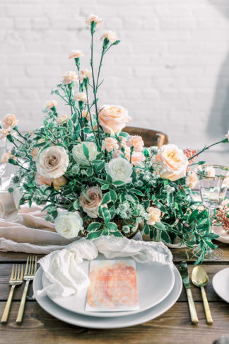 Living Coral, Blush and Gold Wedding Ideas 