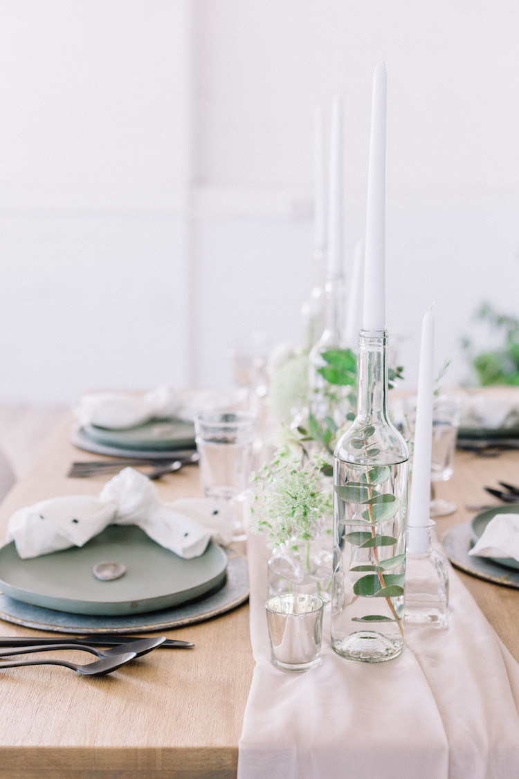 Minimalist Scandinavian greenery wedding inspiration