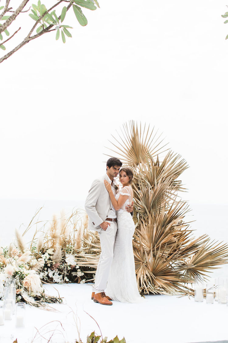 Tropical Elegance Dried Flowers Pampas Grass Wedding