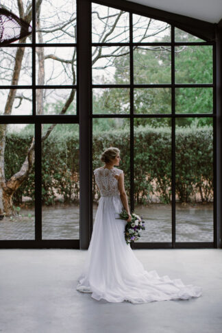 Lace wedding dress