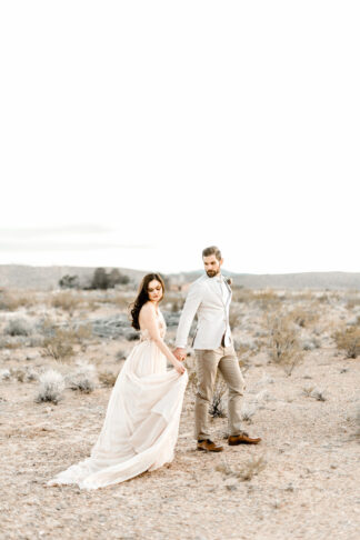 Romantic desert wedding Las Vegas