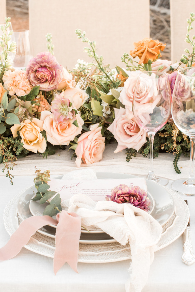 Romantic, Intimate Desert Wedding Inspiration in Las Vegas