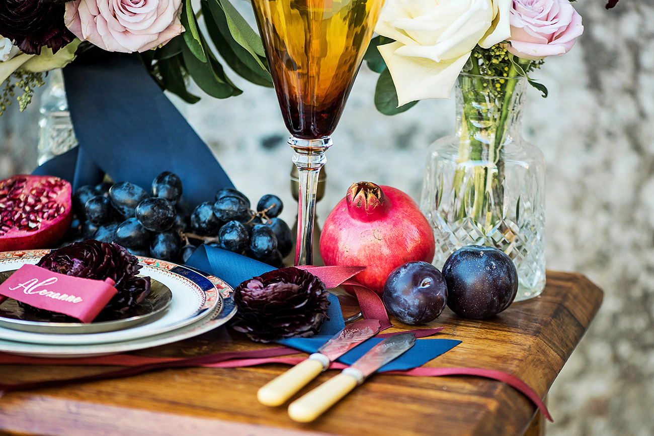 Elegant Navy Burgundy And Gold Winter Wedding Color Inspirations Colorsbridesmaid