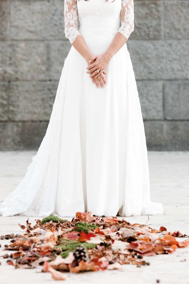 Marble & Romance in Rome, bridal shoot inspired by Caravaggio {Guido Caltabiano}