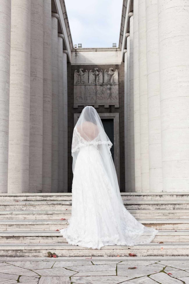 Marble & Romance in Rome, bridal shoot inspired by Caravaggio {Guido Caltabiano}