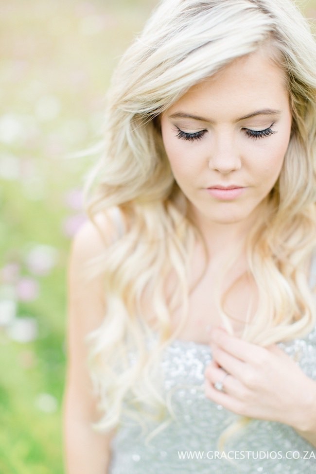 Champagne Engagement Photo Ideas - Grace Studios Photography