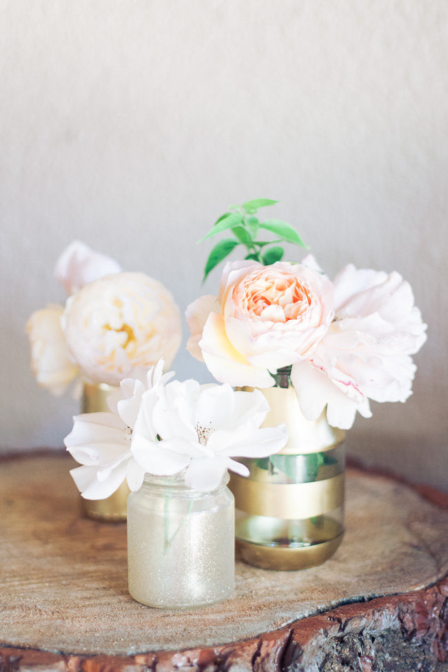 Easy Glitter Vase (DIY Centerpiece)