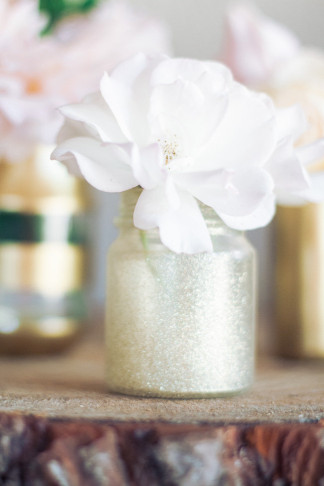 DIY Gold Glitter Bottle Vase 8