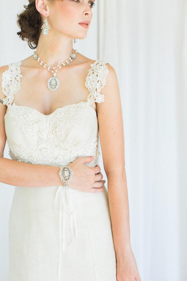 Edera Couture Lace Bridal Jewelry & Accessories // Ashley Largesse Photography