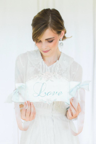 Edera Couture Lace Bridal Jewelry & Accessories // Ashley Largesse Photography