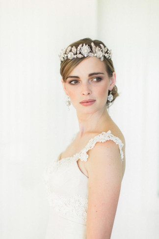 Edera Couture Lace Bridal Jewelry & Accessories // Ashley Largesse Photography