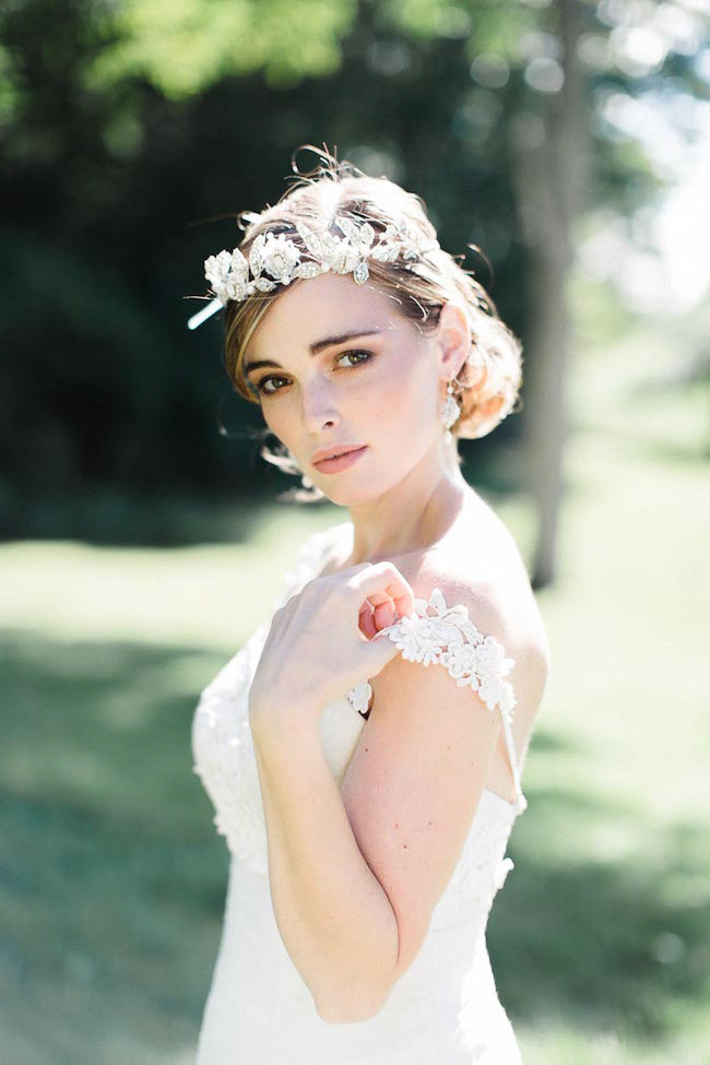 Edera Couture Lace Bridal Jewelry & Accessories // Ashley Largesse Photography