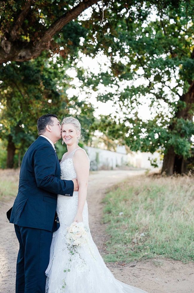 An elegant, atmospheric wedding filled with entertainment! Pics: Debbie Lourens Photography. 