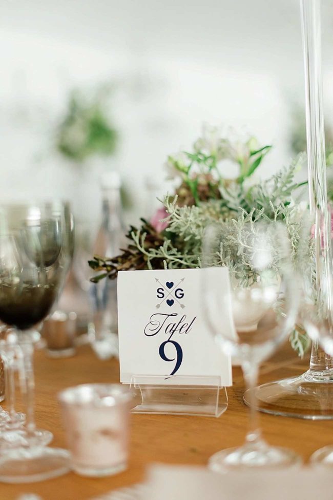 An elegant, atmospheric wedding filled with entertainment! Pics: Debbie Lourens Photography. 