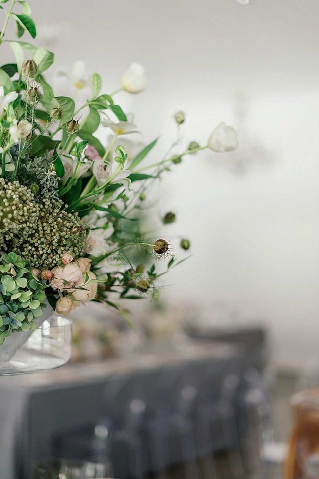 An elegant, atmospheric wedding filled with entertainment! Pics: Debbie Lourens Photography. 