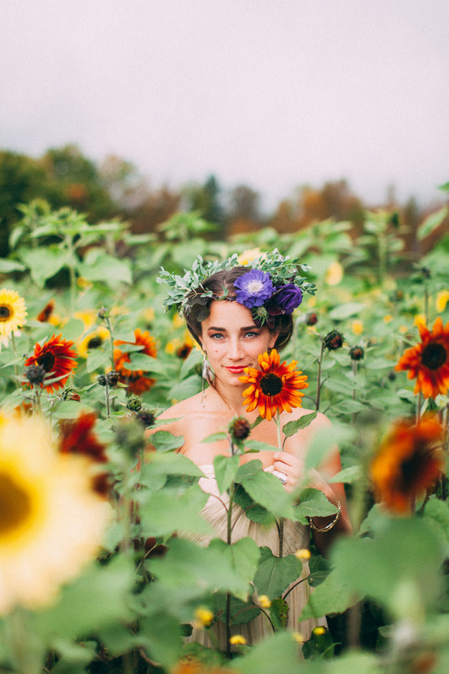 Fall Harvest Bohemian Engagement - Artemis Photography