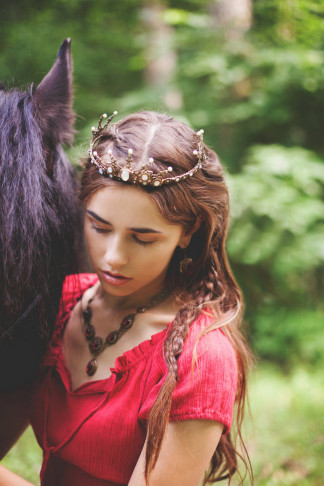 Forest Bride Accessories handmade by Rabbitwood and Reason // La Candella Wedding Photography