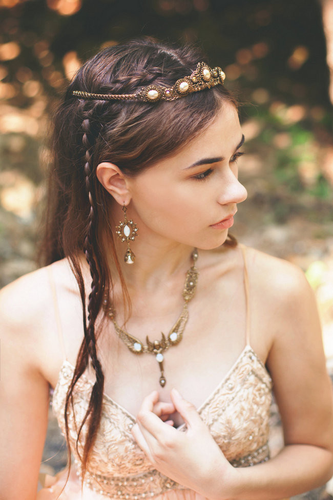 Forest Bride Accessories handmade by Rabbitwood and Reason // La Candella Wedding Photography