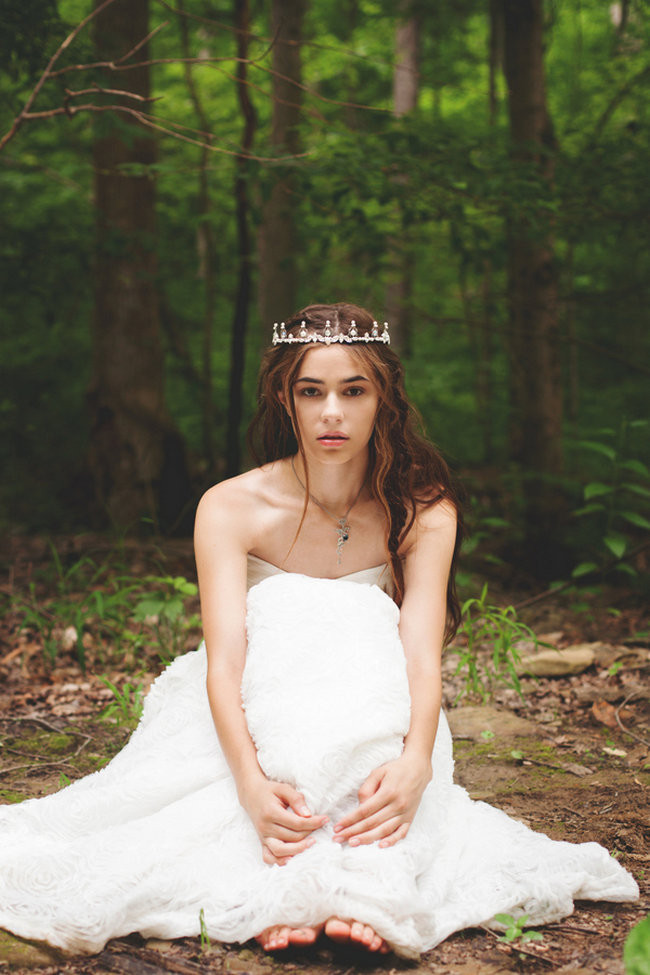 Forest Bride Accessories handmade by Rabbitwood and Reason // La Candella Wedding Photography