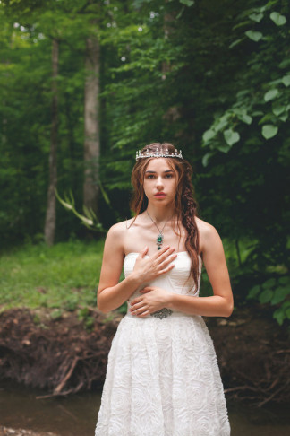 Forest Bride Accessories handmade by Rabbitwood and Reason // La Candella Wedding Photography