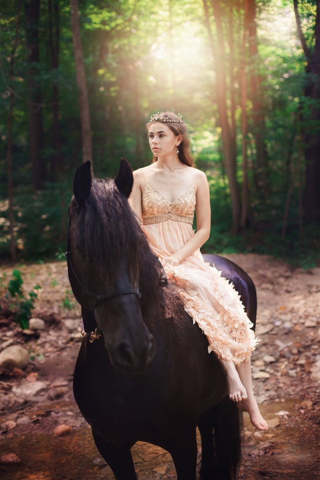 Forest Bride Accessories handmade by Rabbitwood and Reason // La Candella Wedding Photography