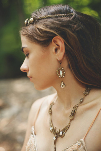 Forest Bride Accessories handmade by Rabbitwood and Reason // La Candella Wedding Photography