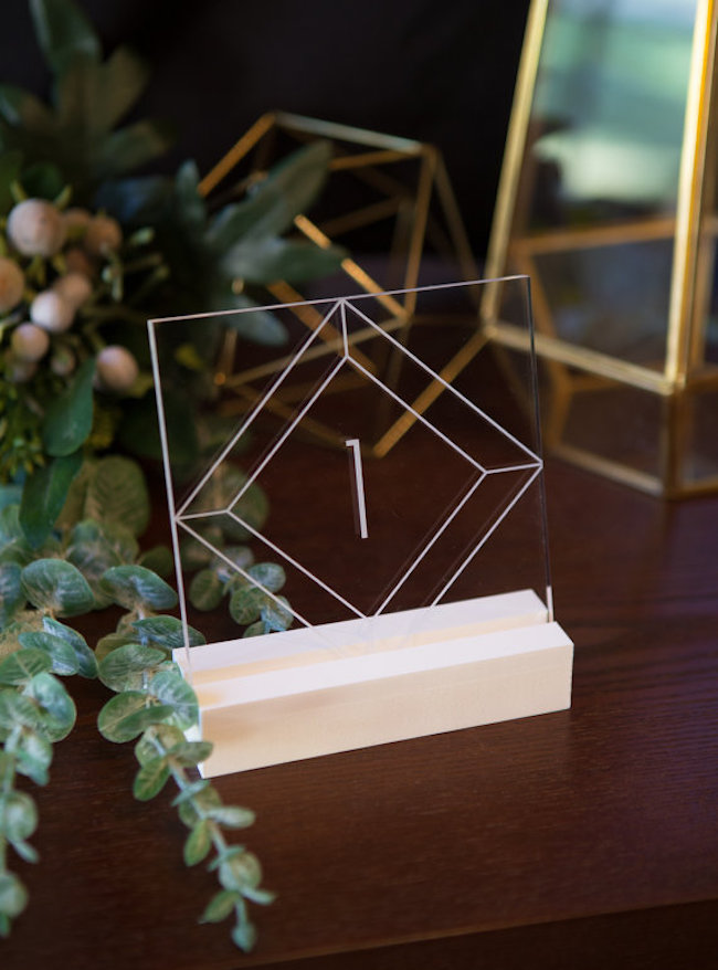 15 Geometric Wedding Ideas You Need In Your Life!