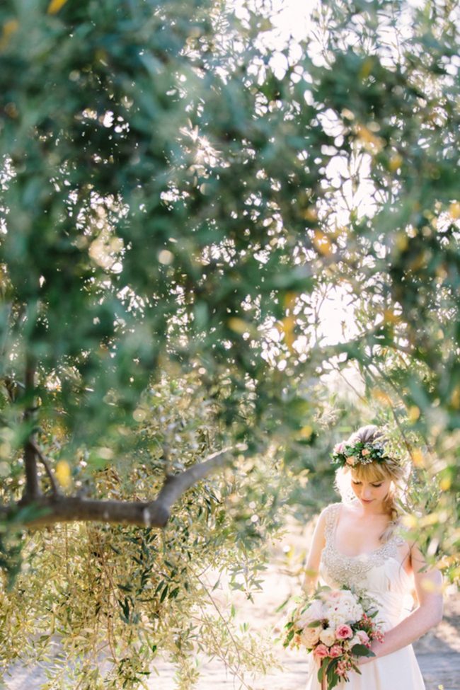 Dreamy, Romantic Golden Hour couple portraits by Retrospect Images