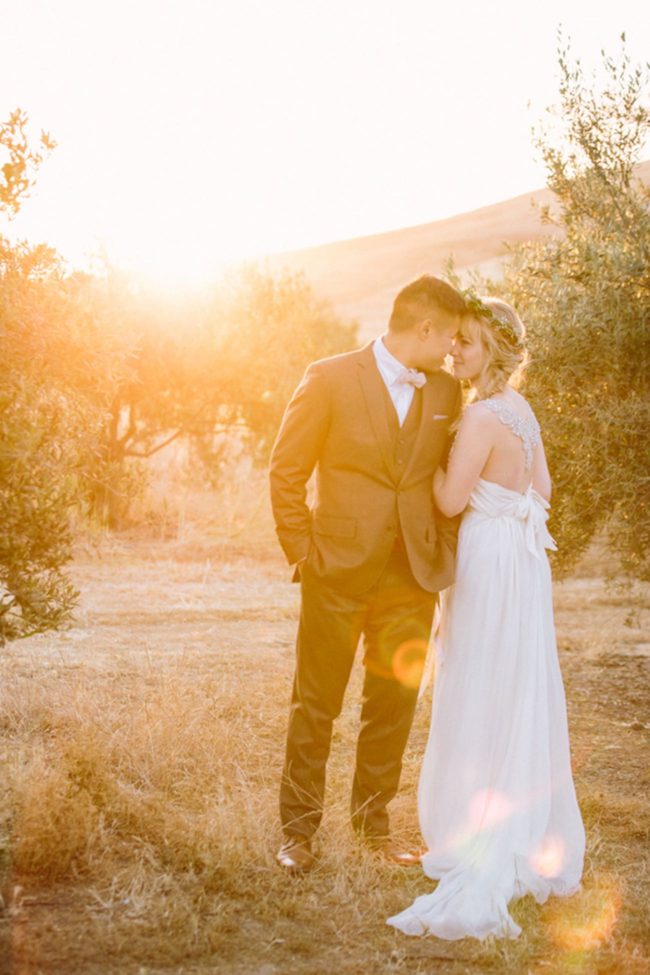 Dreamy, Romantic Golden Hour couple portraits by Retrospect Images