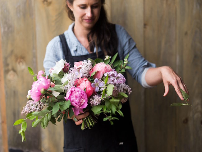 Hand tied garden bouquet tutorial