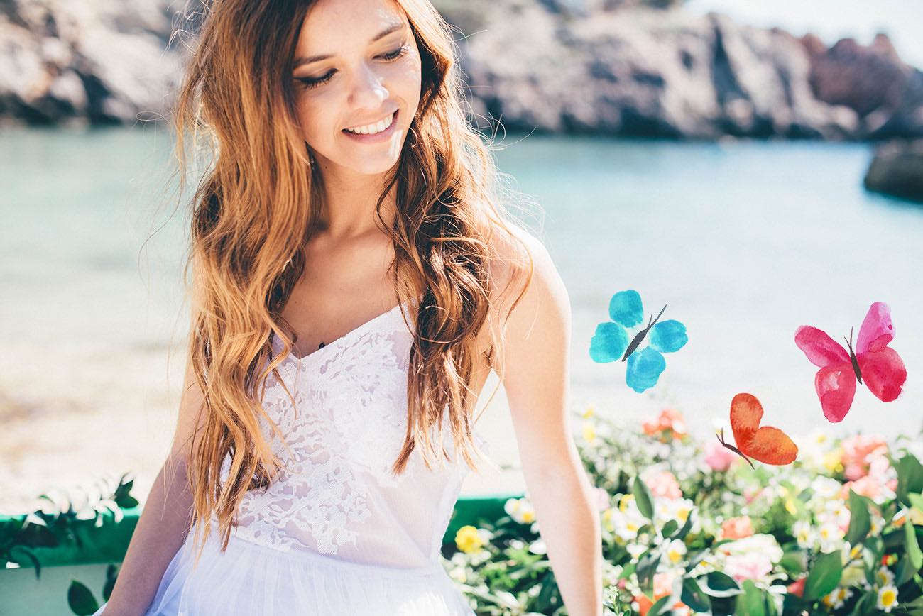 Summer Ibiza Wedding in a Canoe of flowers - Lovers Love Loving