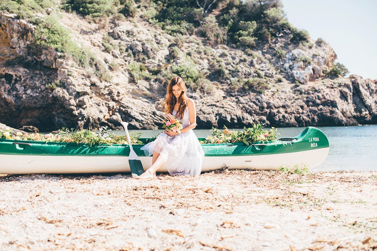 Summer Ibiza Wedding in a Canoe of flowers - Lovers Love Loving