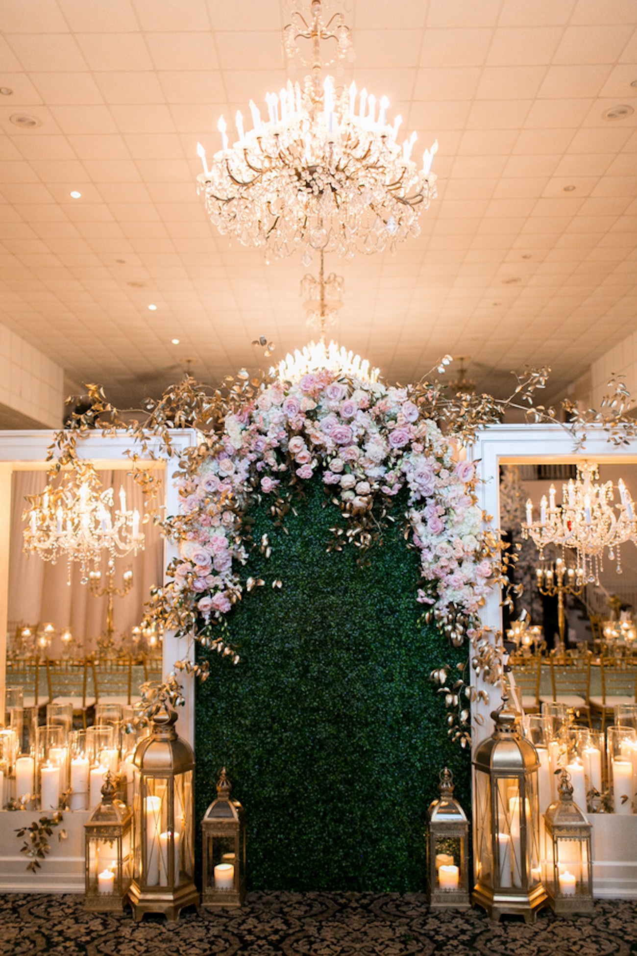 Luxurious Gold Blush Mint Wedding - Captured by Arte De Vie