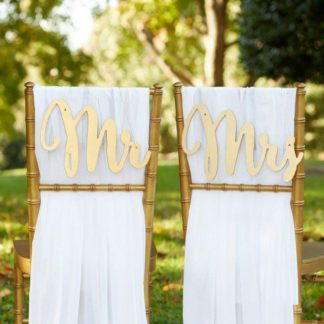 Lazer cut script style calligraphy Mr Mrs Wedding Chair Signs. See 20 more cute and creative ideas here: https://confettidaydreams.com/mr-and-mrs-signs/