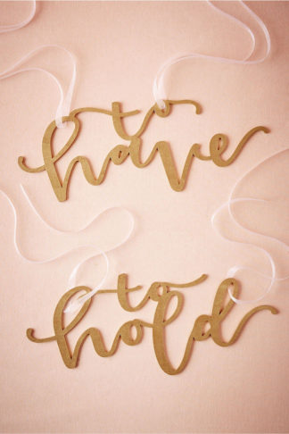Skip the traditional Mr and Mrs sign for these 'To Have' and 'To Hold' cuties instead! See 20 more cute and creative ideas here: https://confettidaydreams.com/mr-and-mrs-signs/