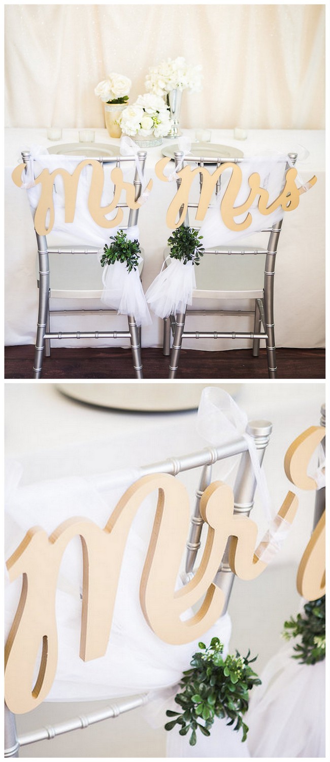 Sweet, chic Mr and Mrs Signs for your wedding photos and chairs! See 20 more cute and creative ideas here: https://confettidaydreams.com/mr-and-mrs-signs/