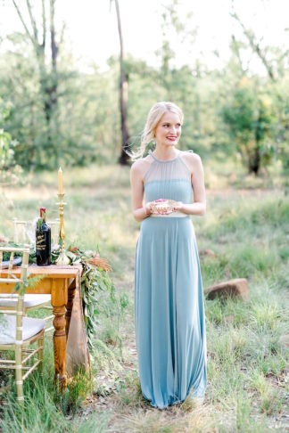 It's one year later and their first wedding anniversary photoshoot is perfect! Photos: D'amor Photography