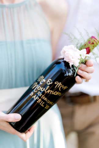 It's one year later and their first wedding anniversary photoshoot is perfect! Photos: D'amor Photography