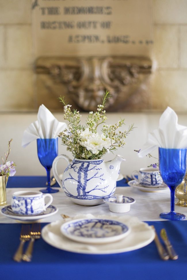 Royal Blue, Gold + White Grecian-Inspired Wedding Ideas 